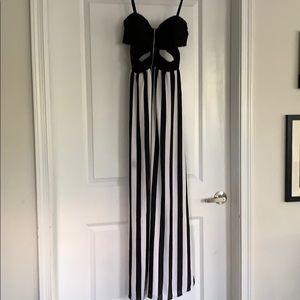 Bebe cutout maxi dress xs